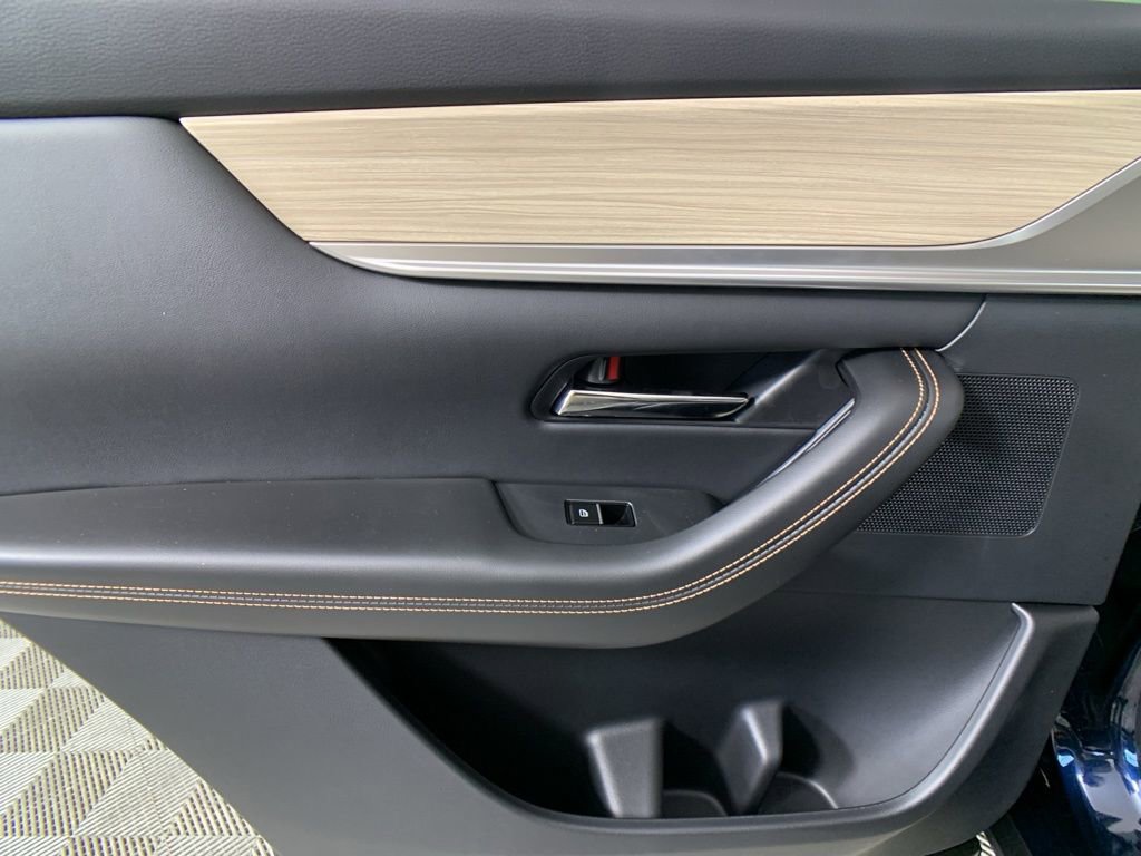 New 2025 MAZDA CX-90 Plug-In Hybrid w/ Preferred image 22