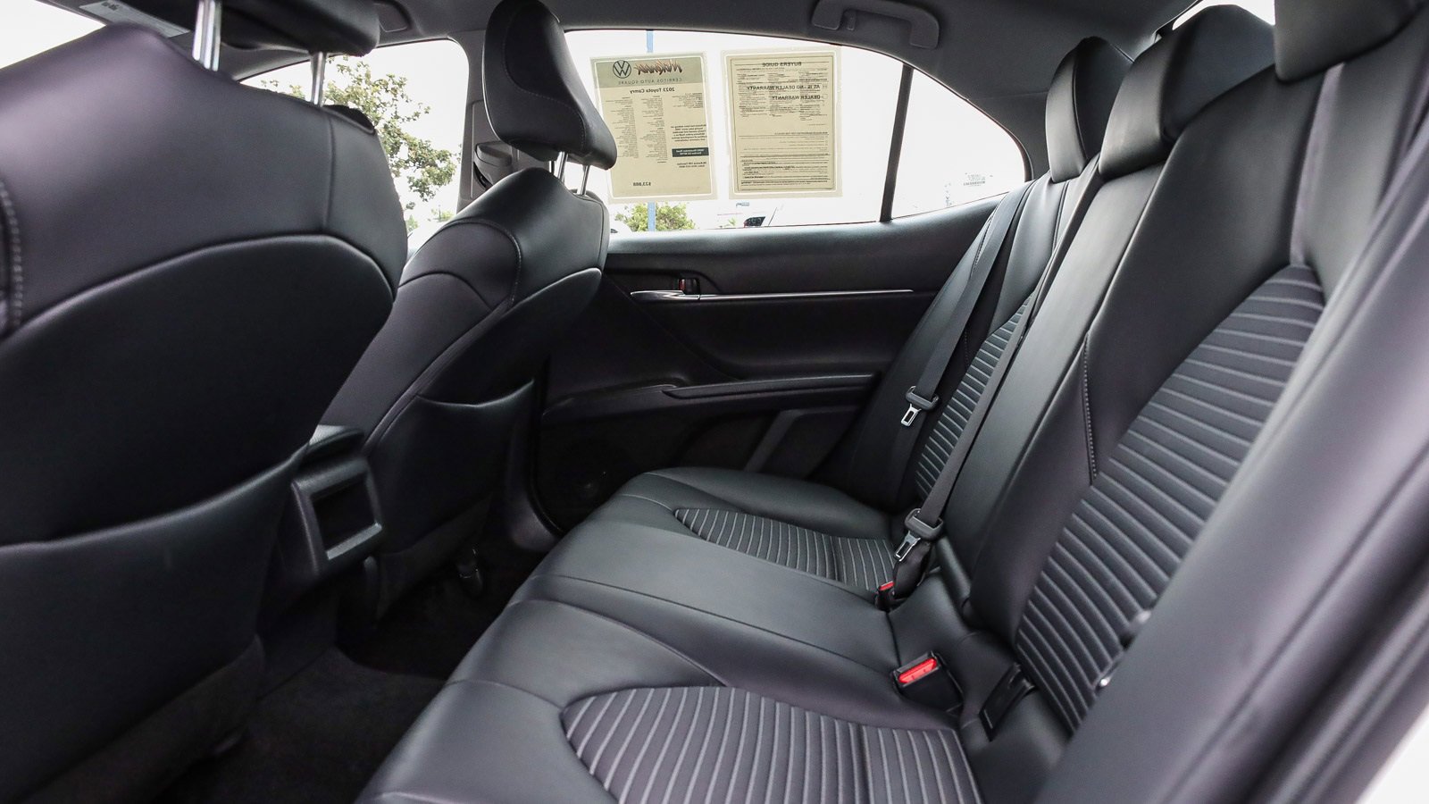 Used 2023 Toyota Camry SE image 18