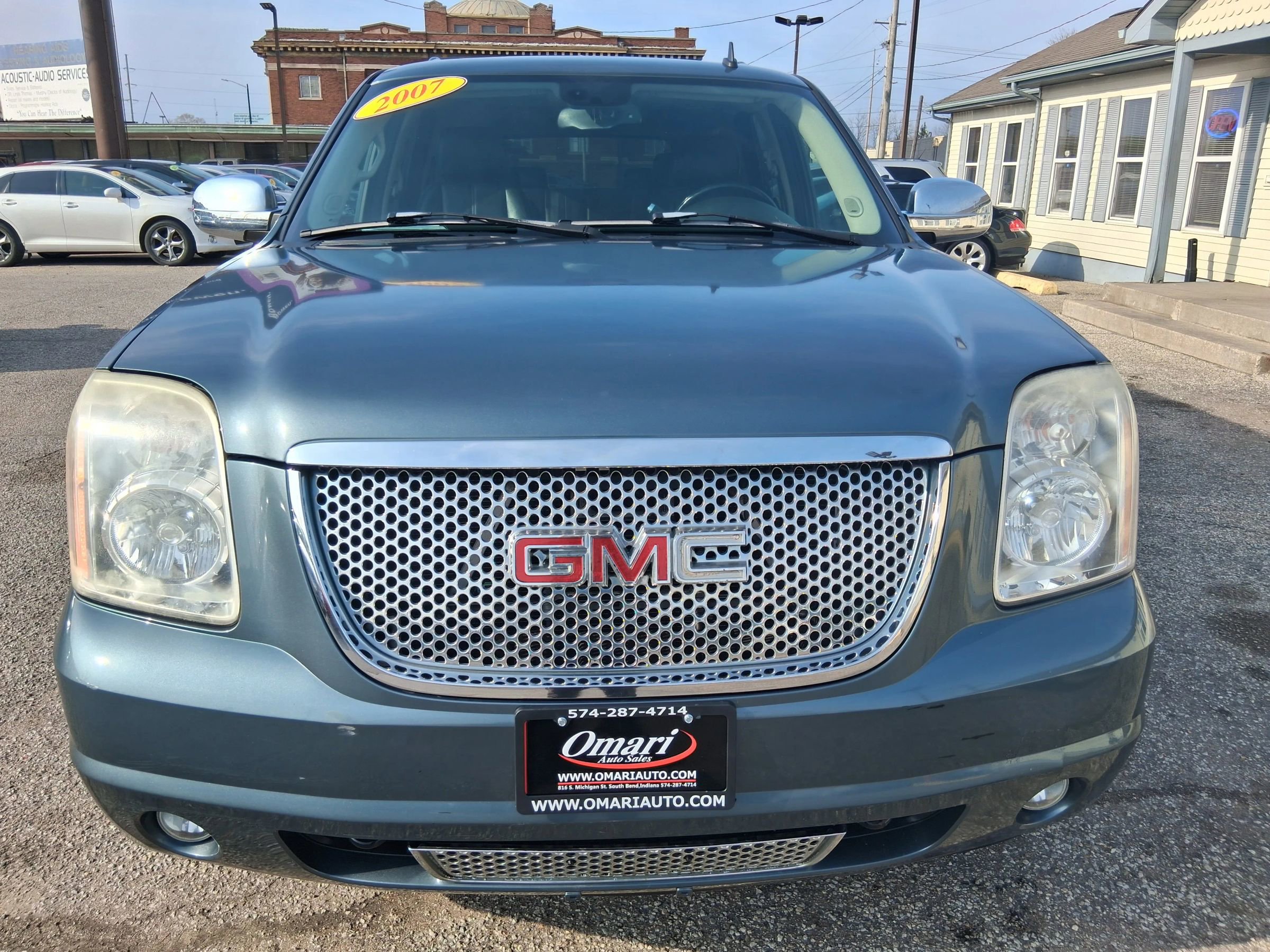 Used 2007 GMC Yukon Denali image 9