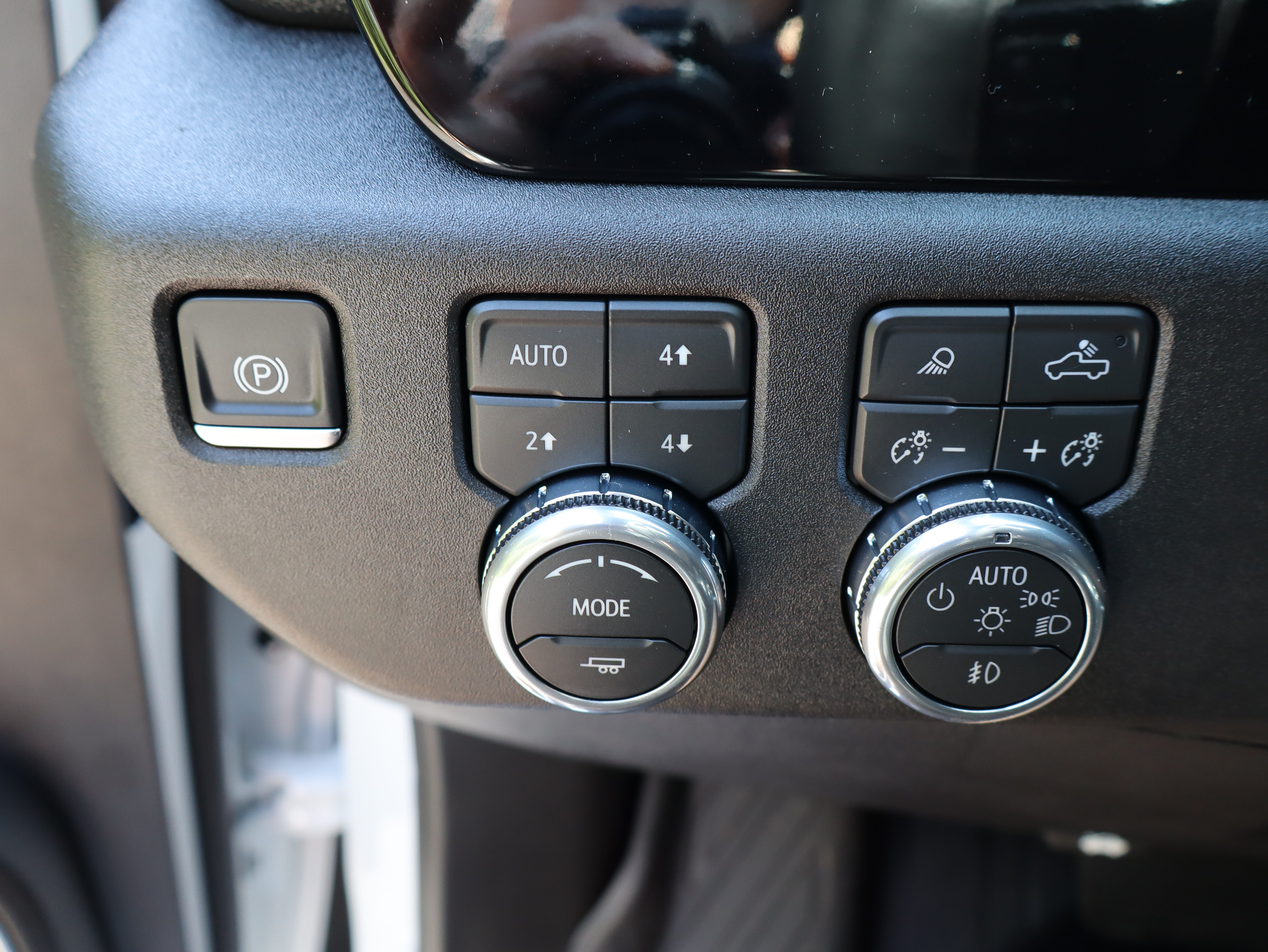 New 2026 GMC Sierra 1500 Elevation w/ Elevation Premium Package AWD/4WD image 37