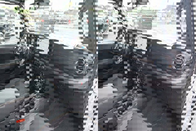 New 2025 Jeep Wrangler Unlimited Sahara image 37