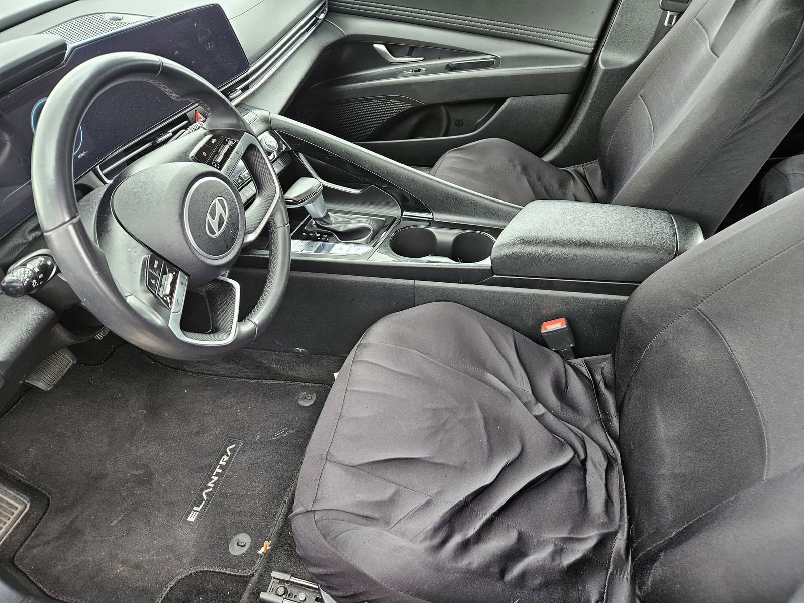 Used 2024 Hyundai Elantra SEL w/ Convenience Package FWD image 15