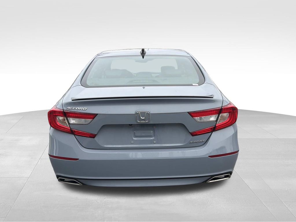 Used 2022 Honda Accord Sport image 4