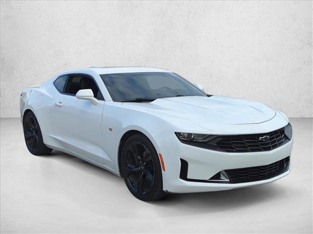 Used 2020 Chevrolet Camaro LT w/ RS Package image 3