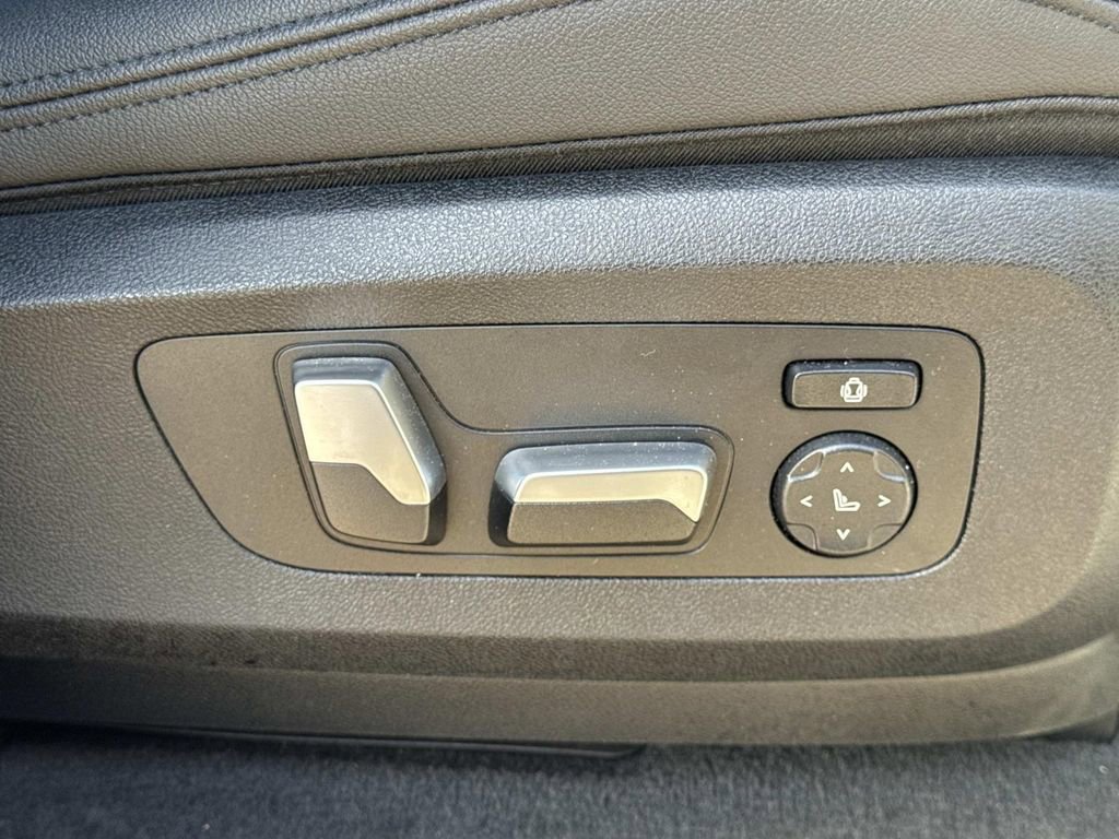 Used 2019 BMW X5 xDrive40i w/ Convenience Package image 25