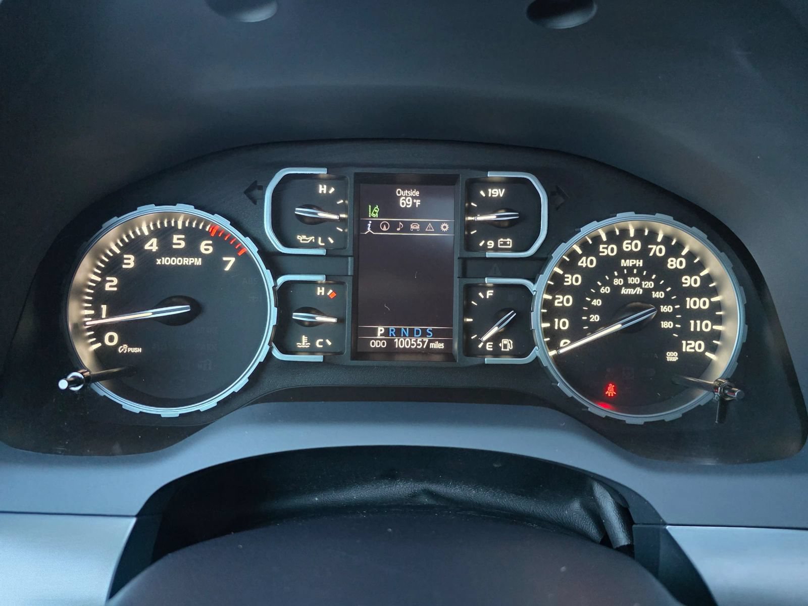 Used 2018 Toyota Tundra Platinum AWD/4WD image 20