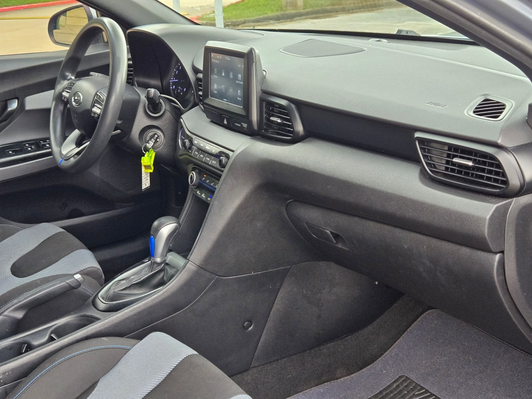 Used 2019 Hyundai Veloster 2.0 FWD image 27