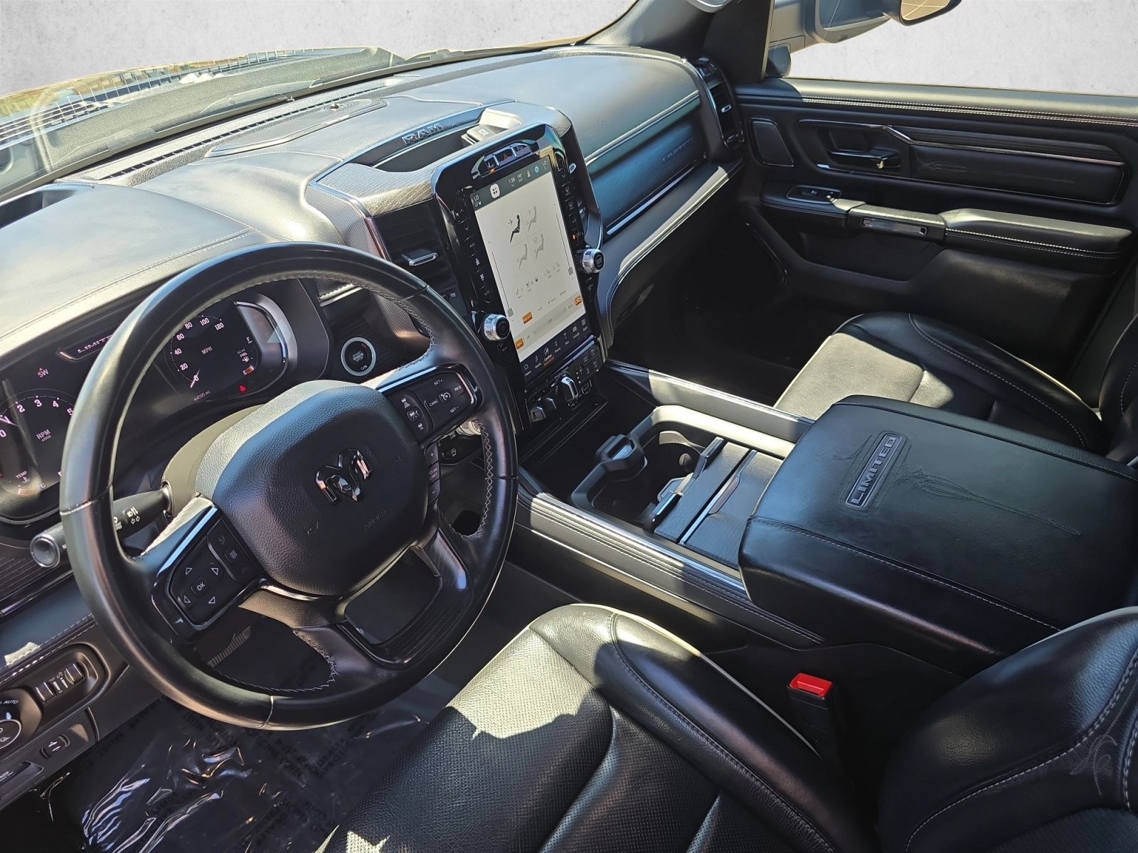 Used 2024 RAM 1500 Limited AWD/4WD image 10
