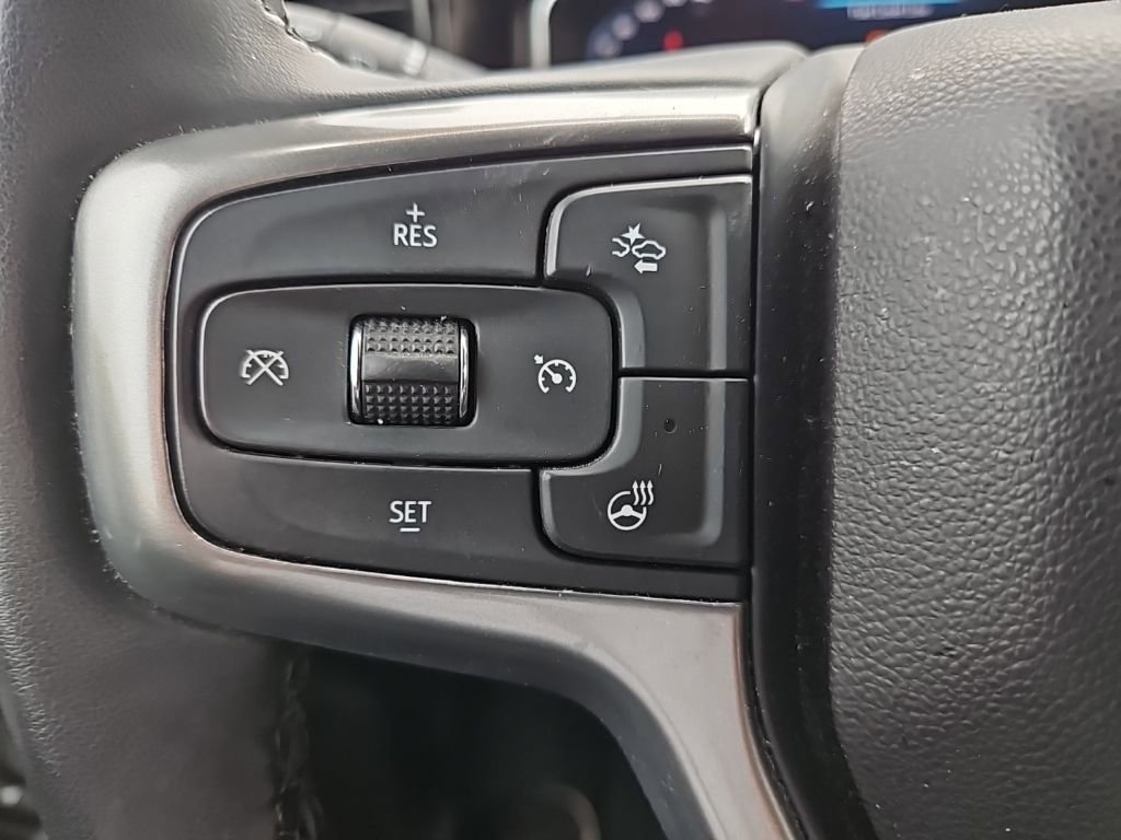 Used 2023 Chevrolet Silverado 1500 LT AWD/4WD image 16
