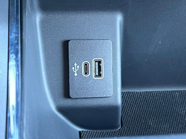 New 2025 Ford F150 Lightning Flash AWD/4WD image 35