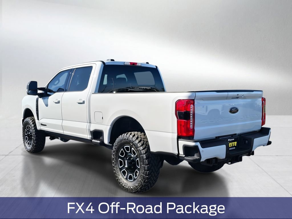 Used 2025 Ford F350 XLT w/ Black Appearance Package AWD/4WD image 4