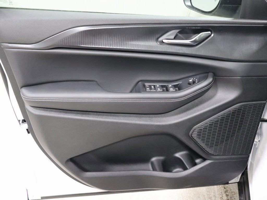 New 2025 Jeep Grand Cherokee Laredo X image 10