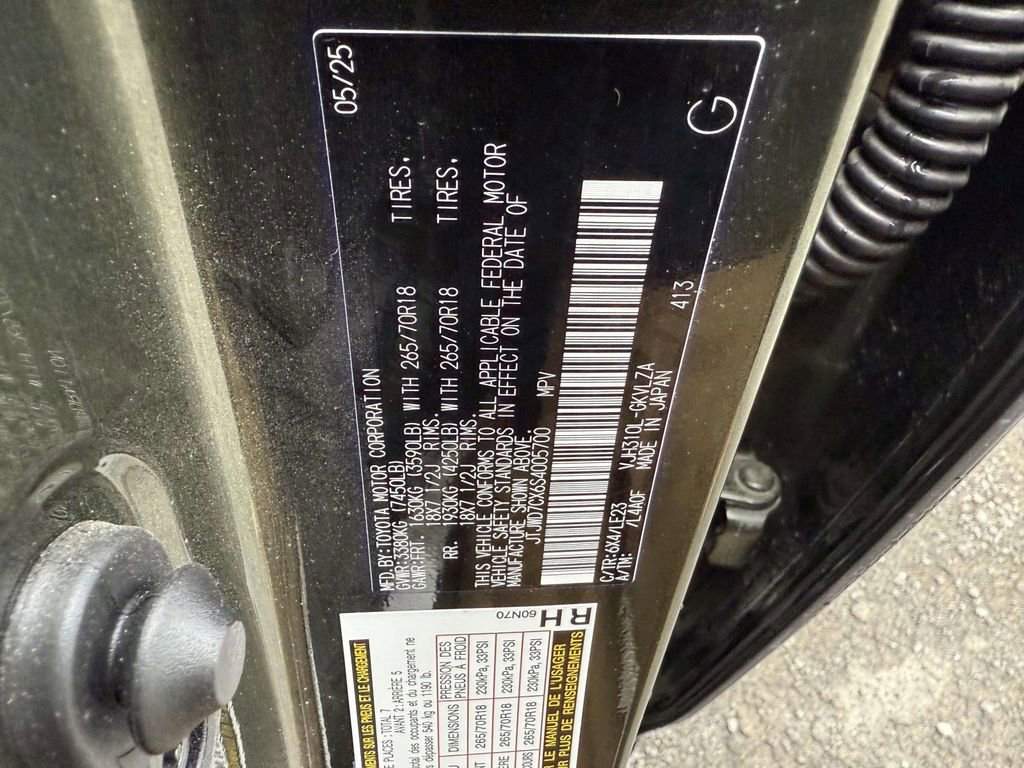 Used 2025 Lexus LX 700h Overtrail image 31