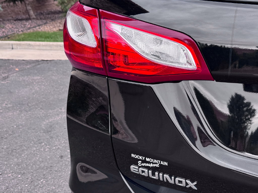 Used 2020 Chevrolet Equinox LS AWD/4WD image 8