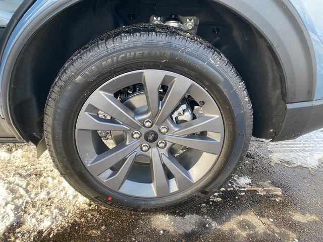 New 2026 Ford Explorer Active w/ Active Comfort Package image 18