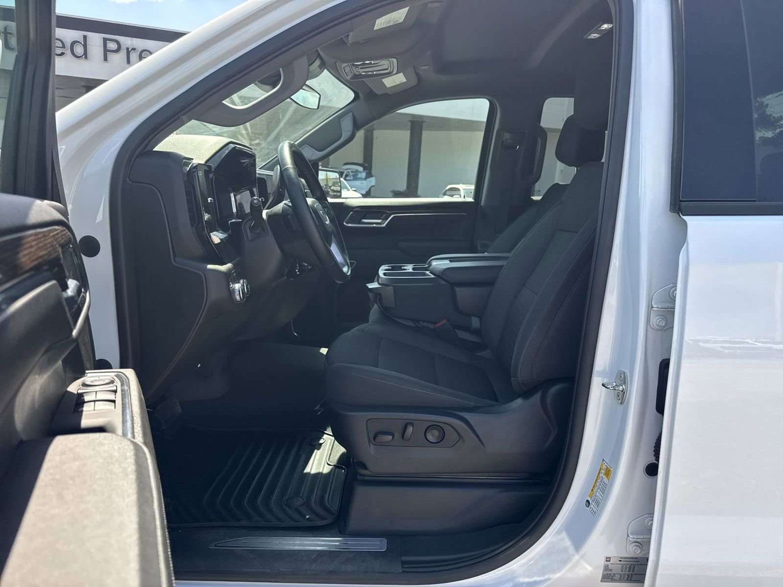 Used 2023 GMC Sierra 1500 Elevation AWD/4WD image 16
