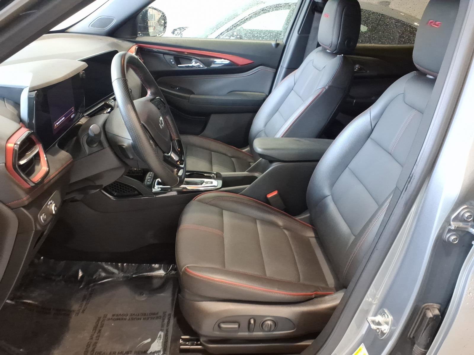 Used 2024 Chevrolet TrailBlazer RS image 4