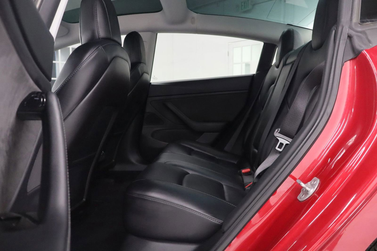 Used 2020 Tesla Model 3 Long Range image 16