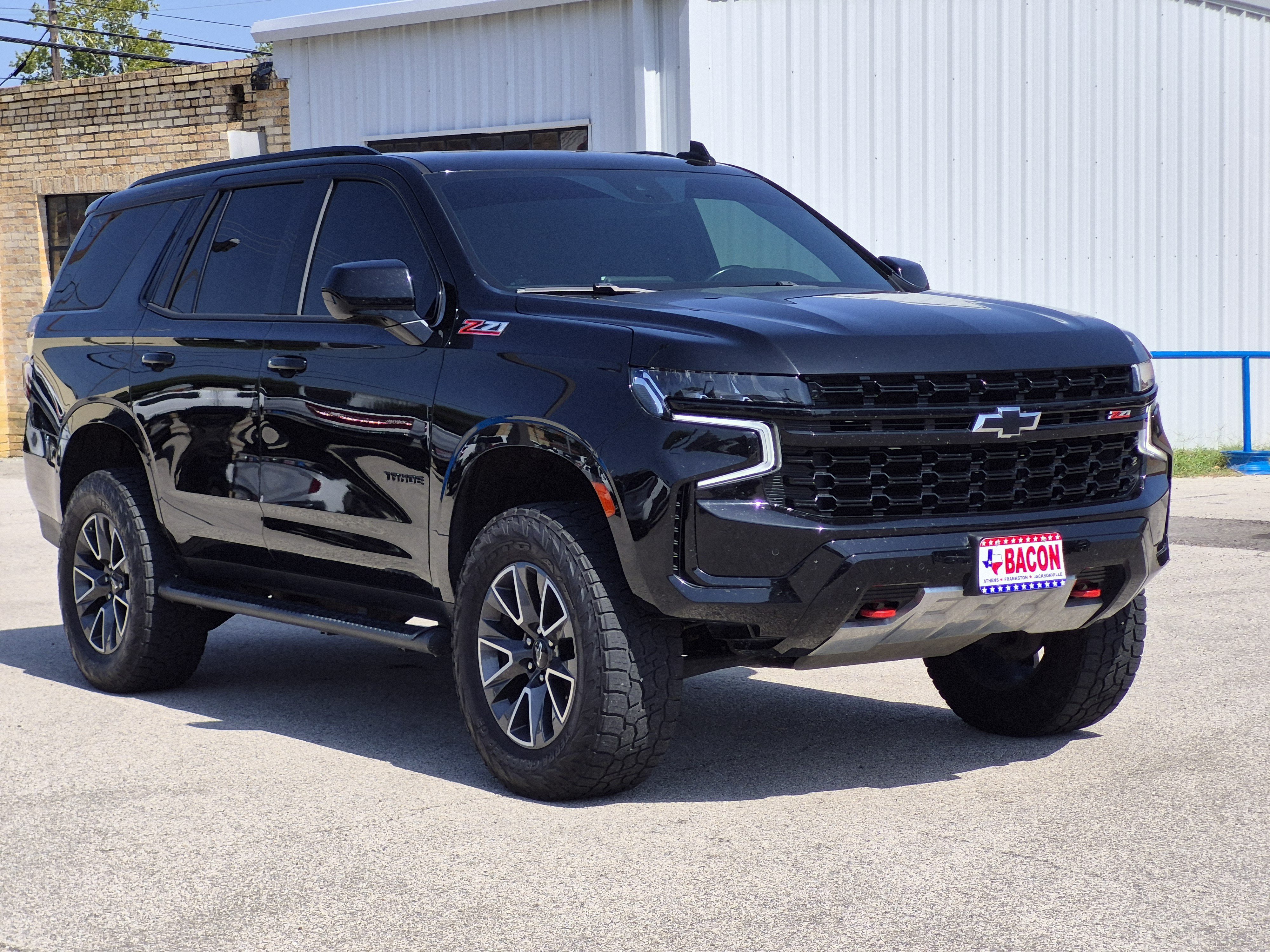 Used 2023 Chevrolet Tahoe Z71 AWD/4WD image 3