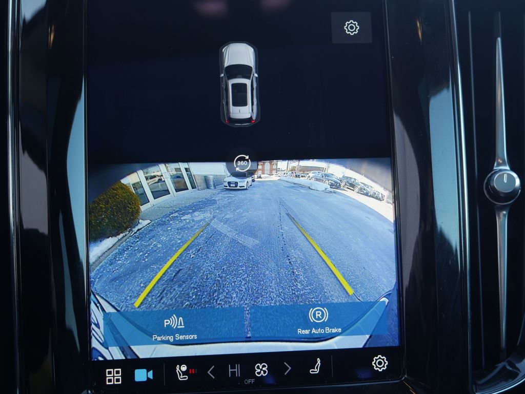 Used 2023 Volvo XC60 T8 Ultimate w/ Climate Package image 50