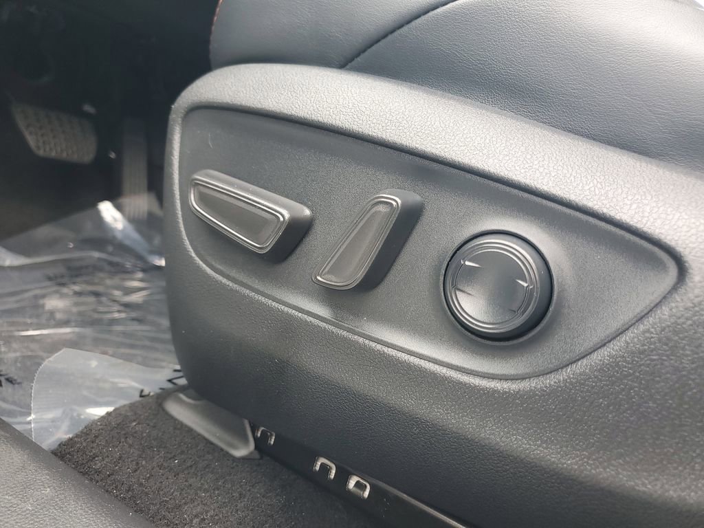 Used 2023 Toyota RAV4 Adventure image 17