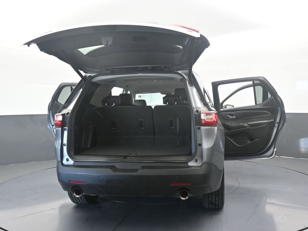 Used 2020 Chevrolet Traverse LT w/ LT Premium Package image 89