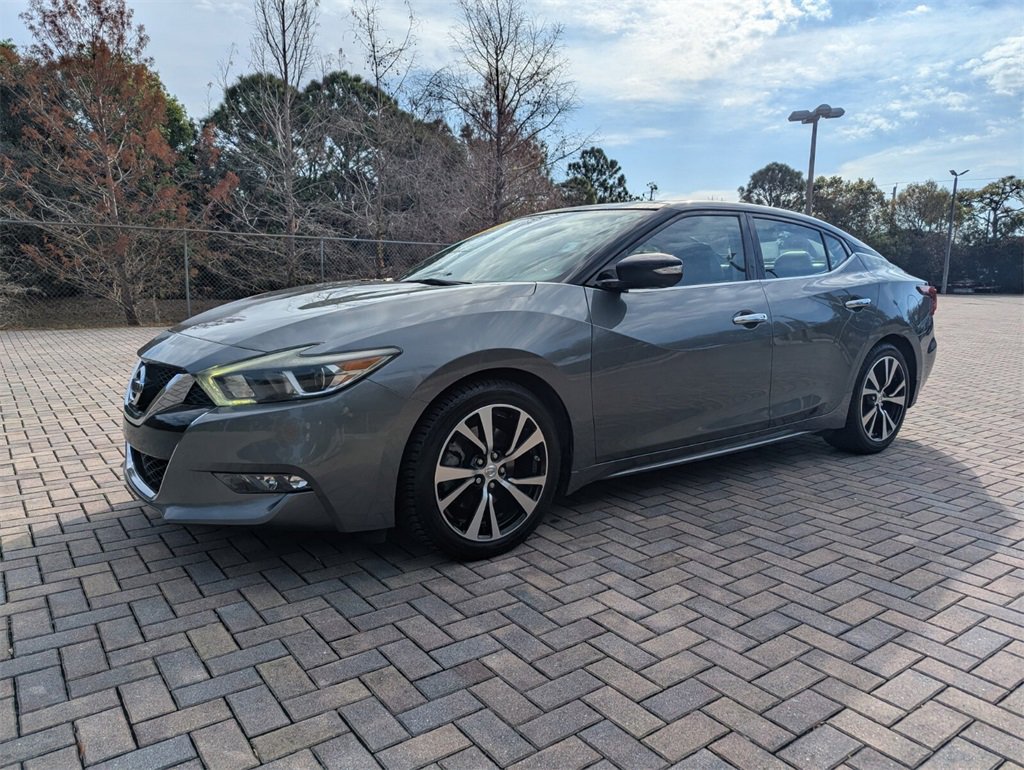 Used 2018 Nissan Maxima Platinum image 3