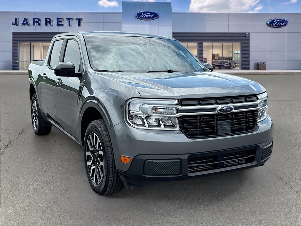 Used 2024 Ford Maverick Lariat w/ 4K Tow Package AWD/4WD image 1