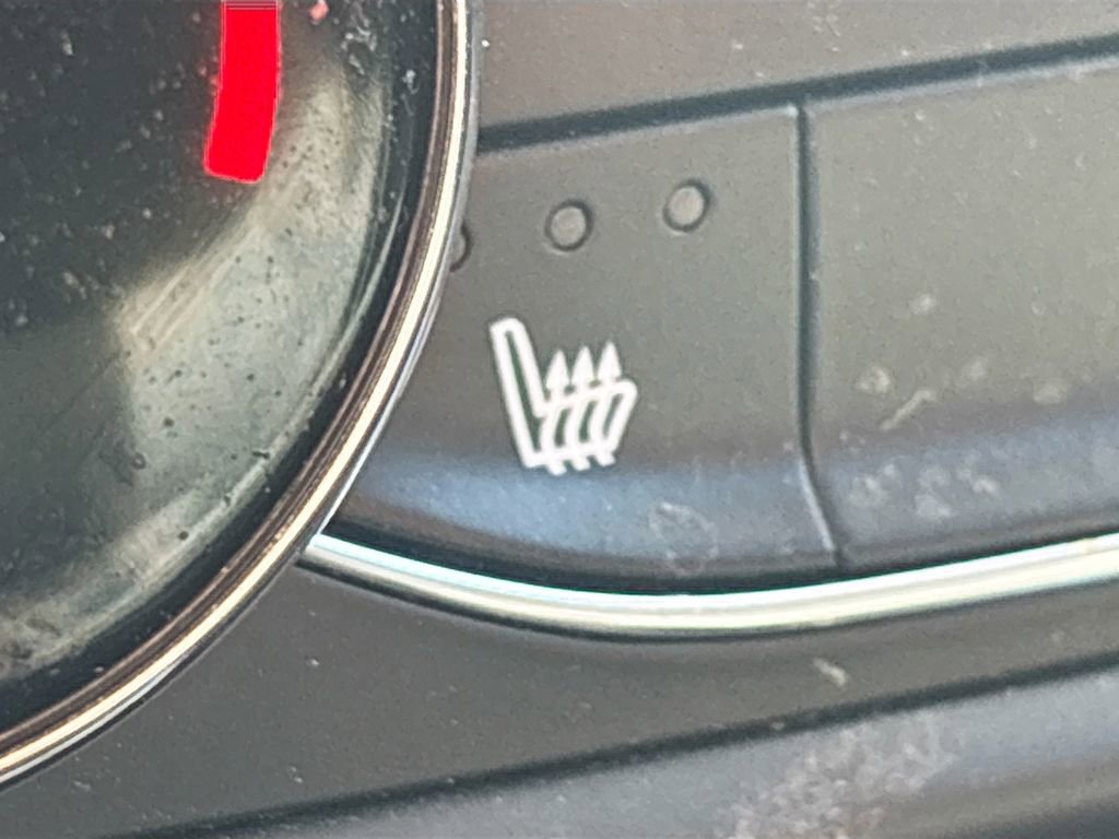 Used 2022 Chevrolet TrailBlazer LT w/ Driver Confidence Package image 19