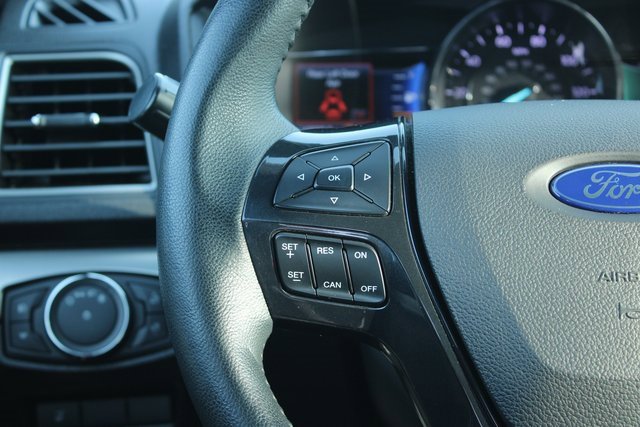 Used 2018 Ford Explorer XLT w/ Equipment Group 202A image 26