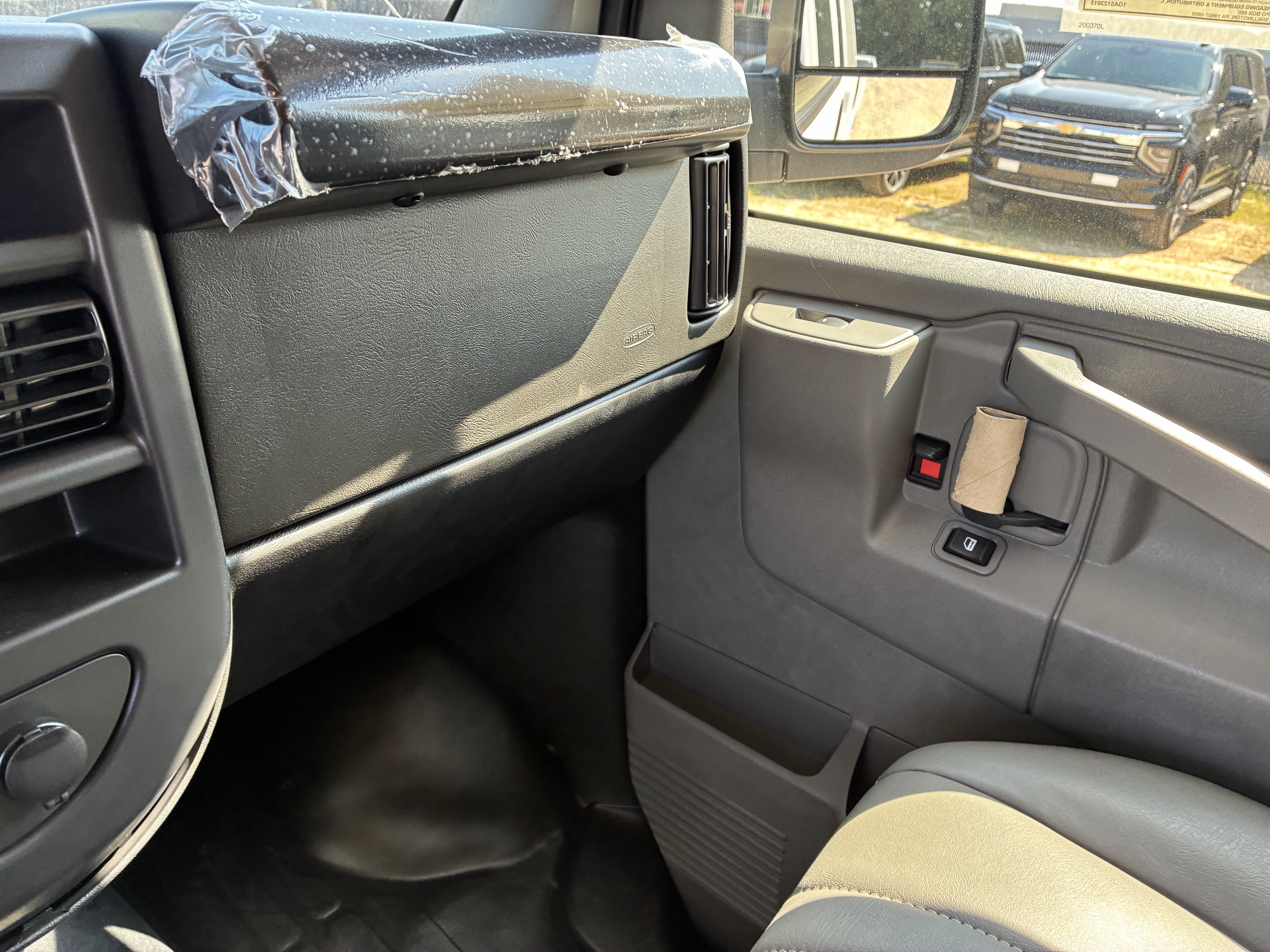 New 2026 Chevrolet Express 2500 Extended w/ Driver Convenience Package RWD image 19