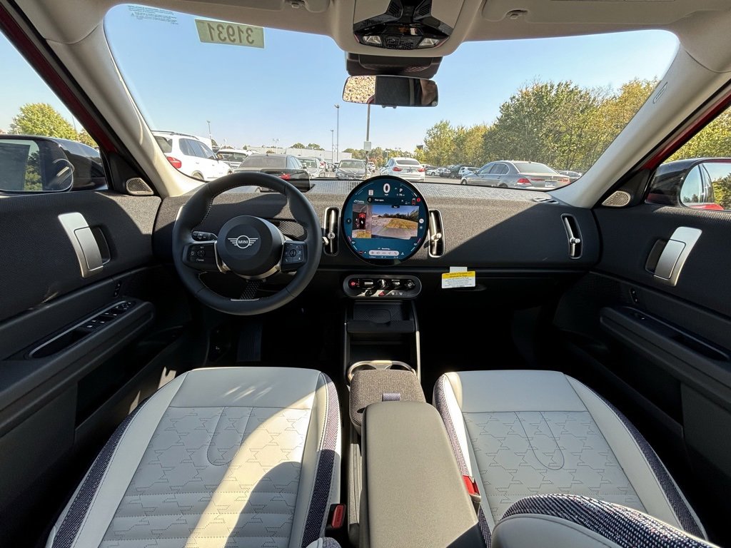 New 2025 MINI Cooper Countryman S w/ Comfort Package Max image 16