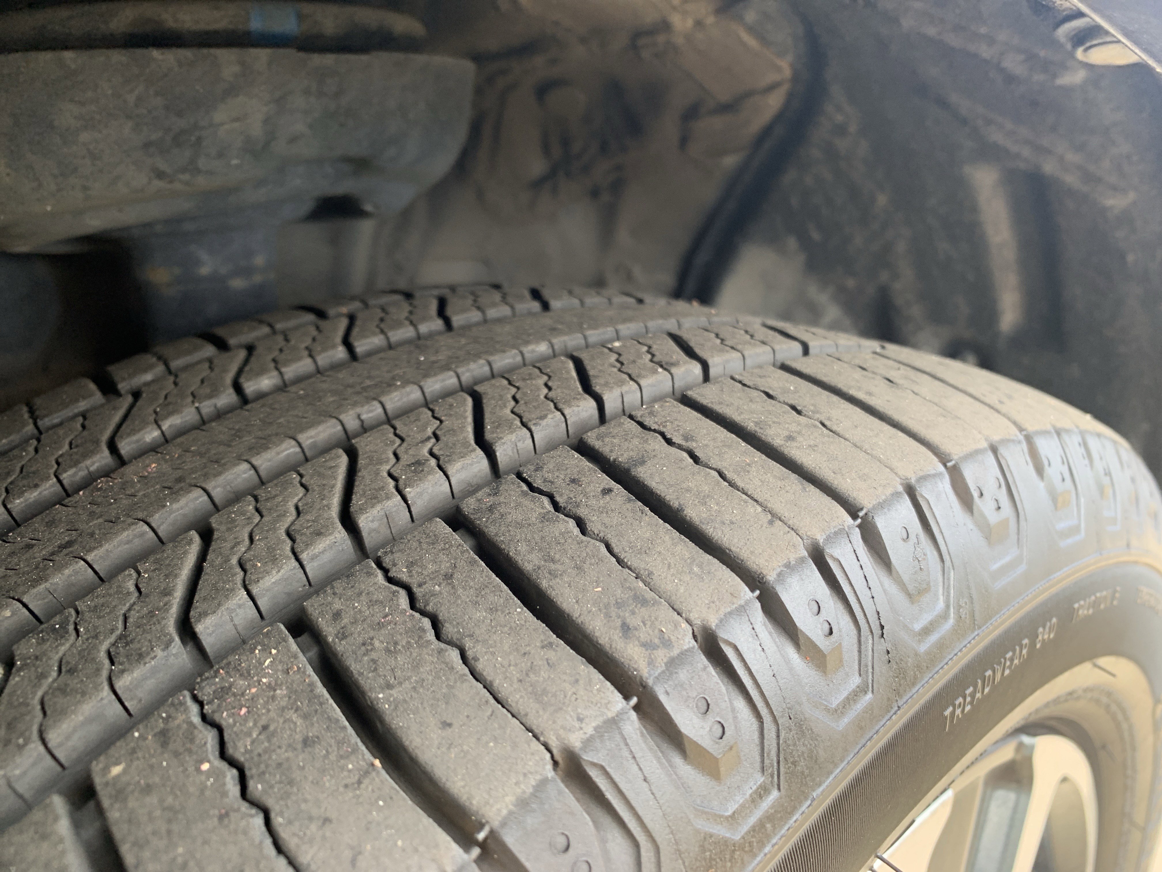 Used 2020 Lexus UX 200 w/ Premium Package image 12