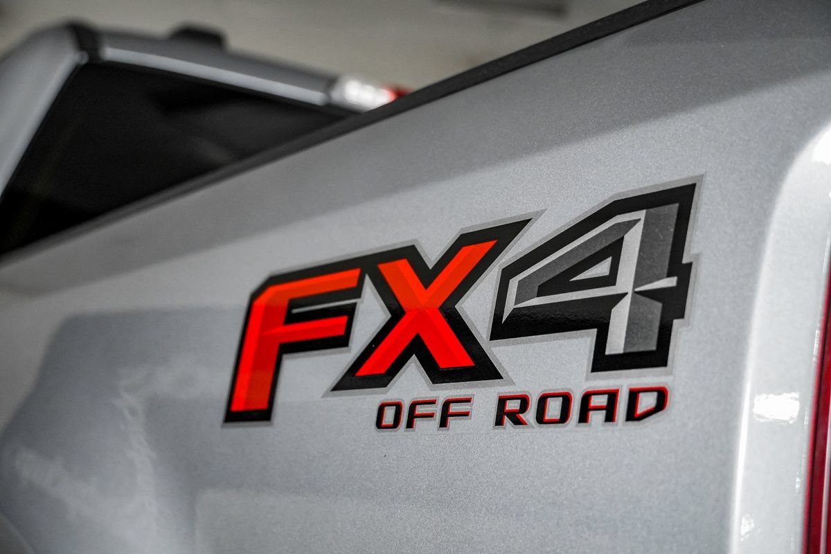Used 2022 Ford F250 Platinum w/ FX4 Off-Road Package AWD/4WD image 47