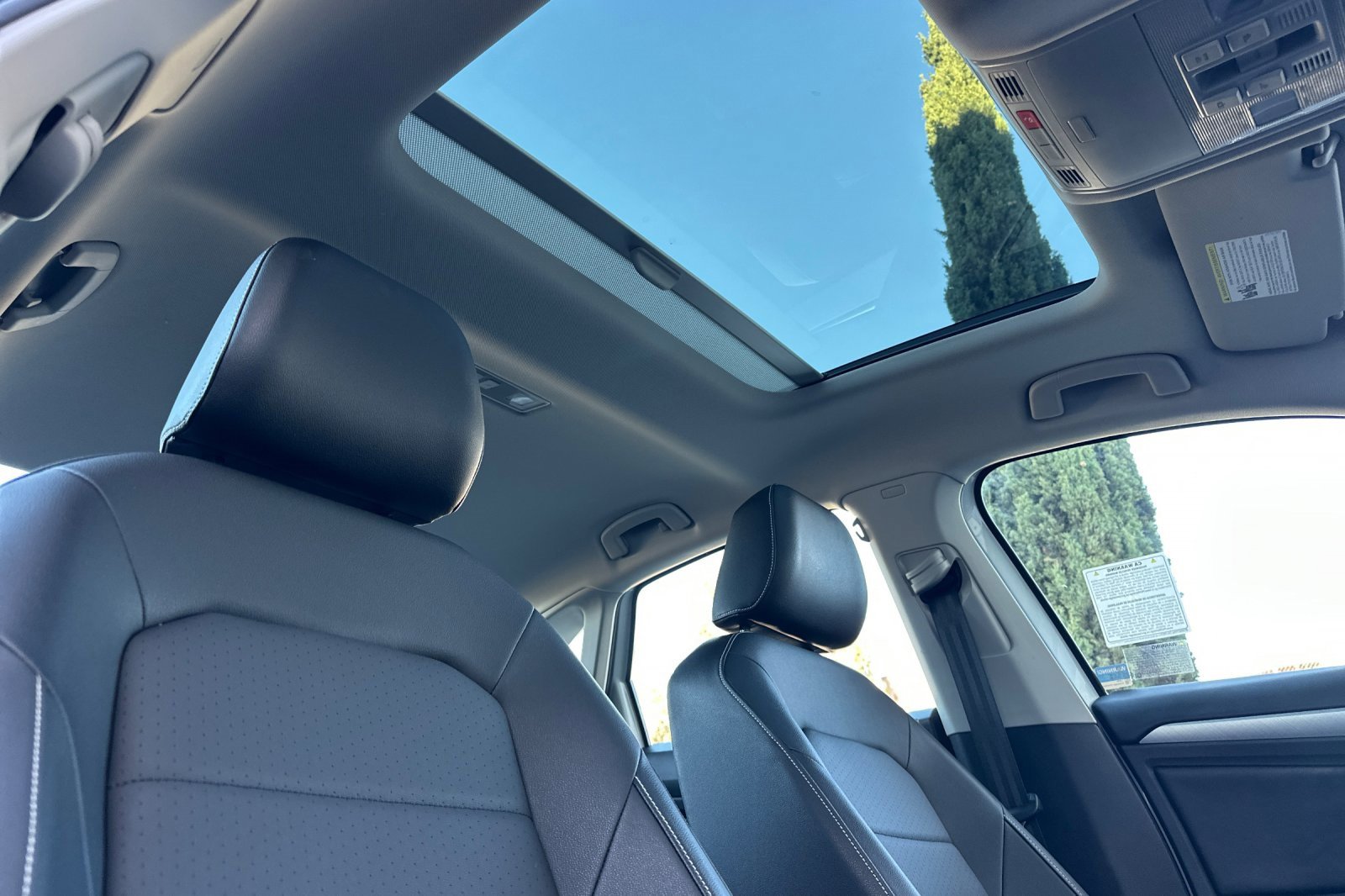 Certified 2024 Volkswagen Jetta SE image 16