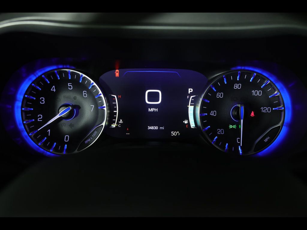 Used 2025 Chrysler Pacifica Select FWD image 23