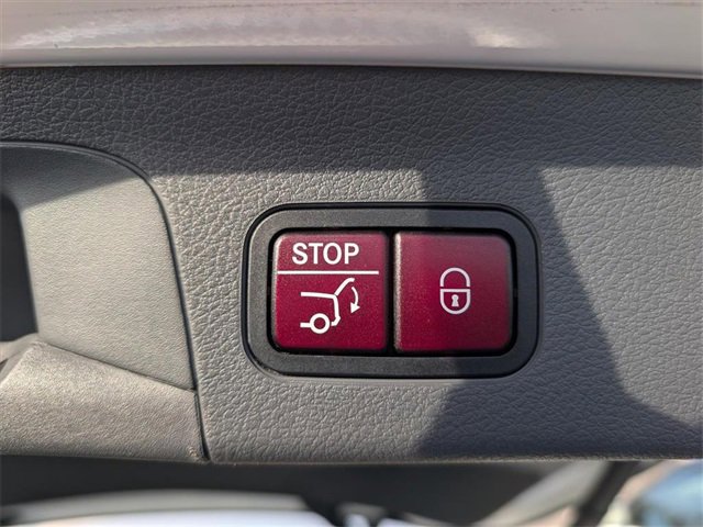 Used 2020 Mercedes-Benz GLS 450 4MATIC image 22