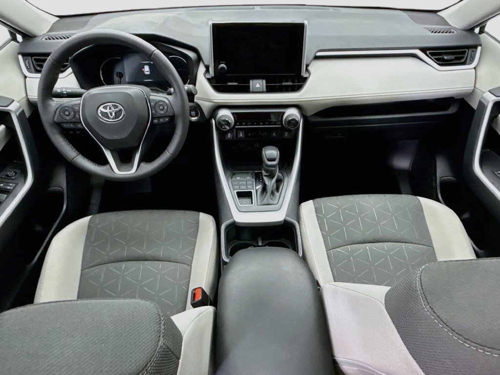 Used 2025 Toyota RAV4 XLE w/ Convenience Package AWD/4WD image 13