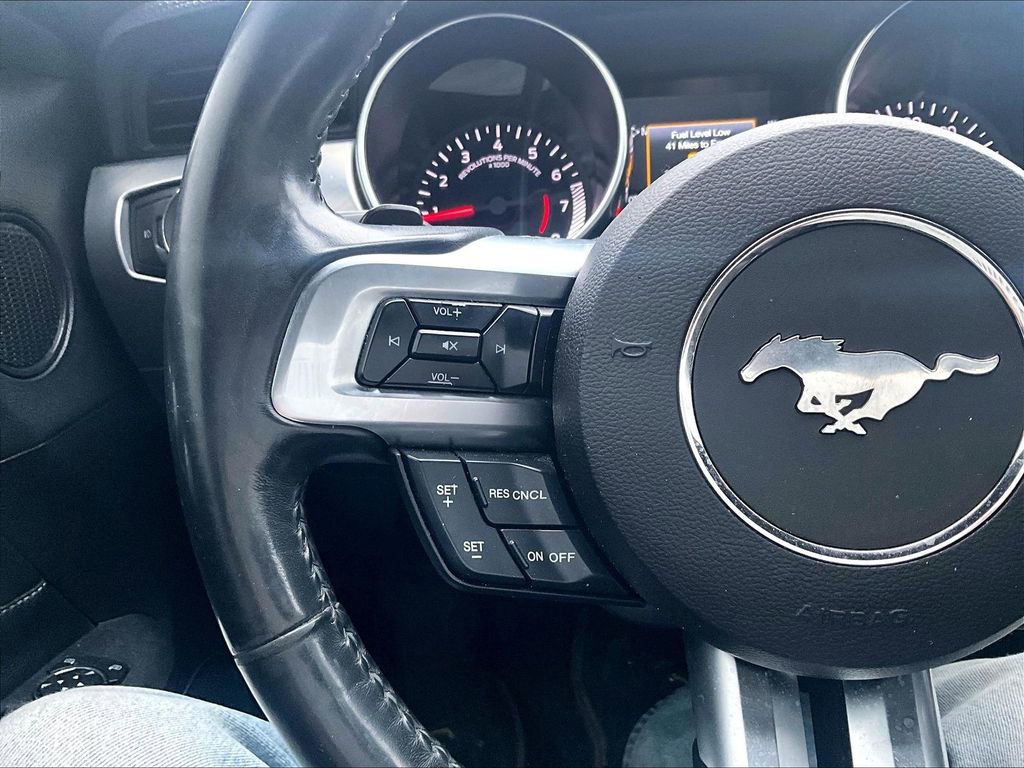 Used 2018 Ford Mustang Premium image 15