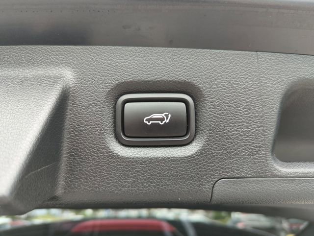 Used 2023 Hyundai Santa Fe Limited w/ Cargo Package AWD/4WD image 21