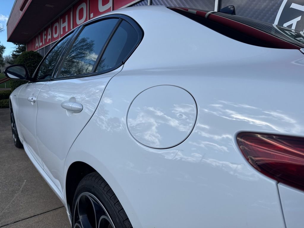 Used 2023 Alfa Romeo Giulia Veloce image 13