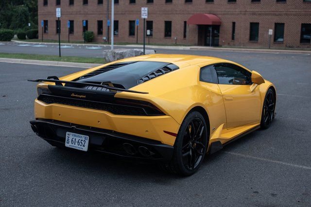 Used 2015 Lamborghini Huracan LP 610-4 image 38