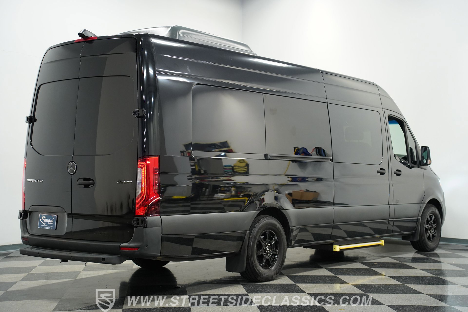 Used 2022 Mercedes-Benz Sprinter 2500 image 11