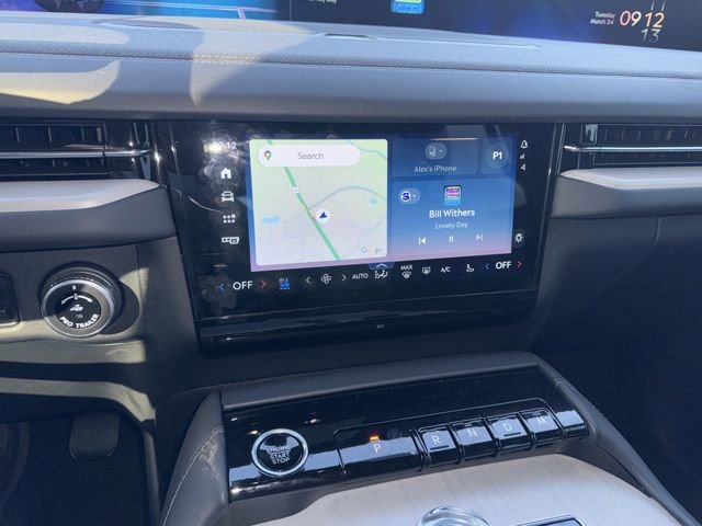 Used 2025 Lincoln Navigator Reserve w/ Jet Appearance Package image 14