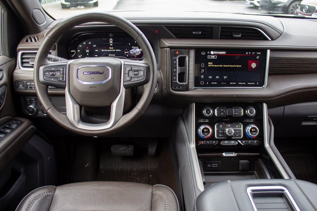 Used 2023 GMC Yukon Denali w/ LPO, Floor Liner Package image 13