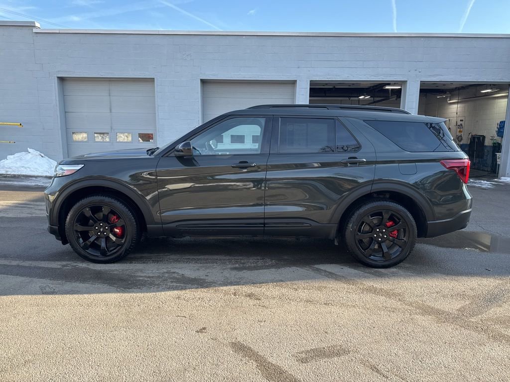 Used 2022 Ford Explorer ST w/ ST Street Pack AWD/4WD image 6