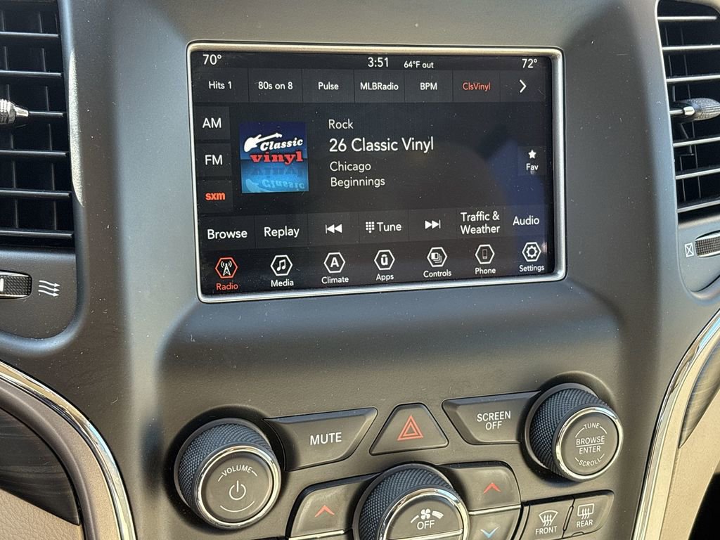 Used 2021 Jeep Grand Cherokee Laredo image 16