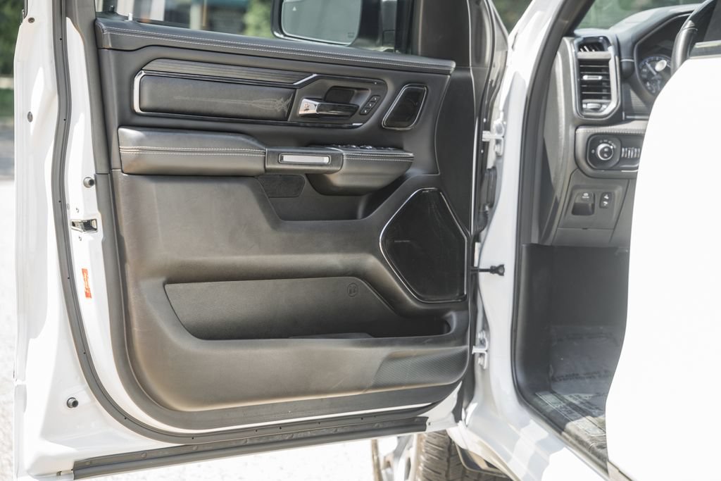 Used 2022 RAM 1500 Limited AWD/4WD image 45