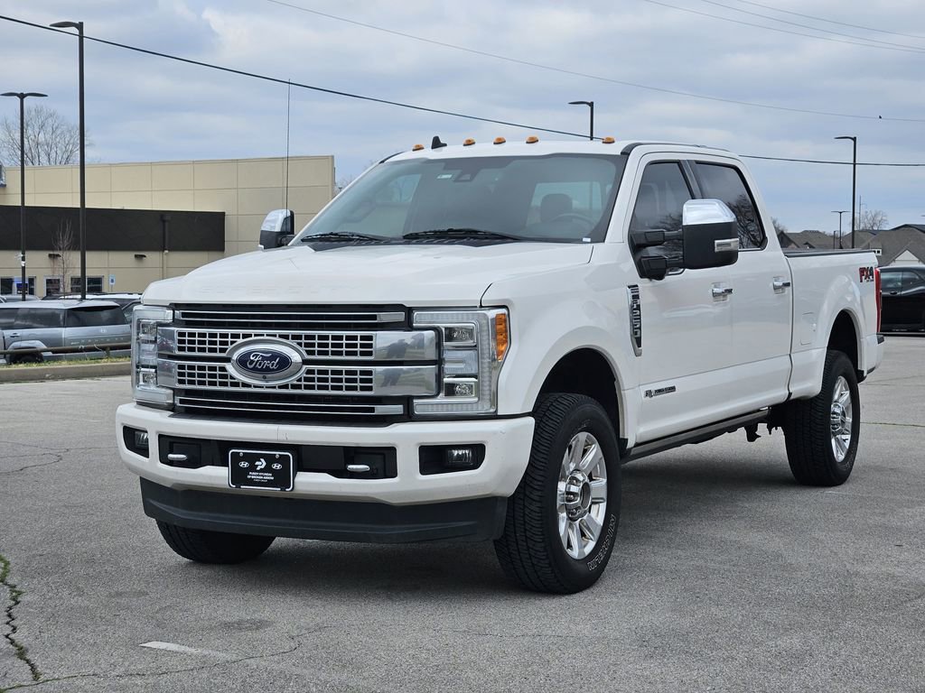 Used 2019 Ford F250 Platinum w/ Platinum Ultimate Package image 2