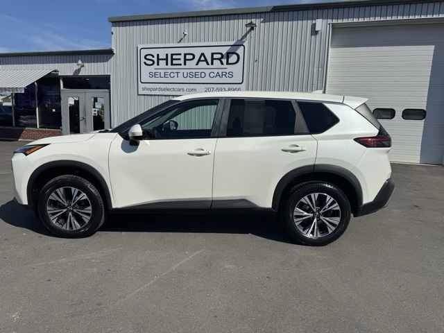 Used 2023 Nissan Rogue SV image 8
